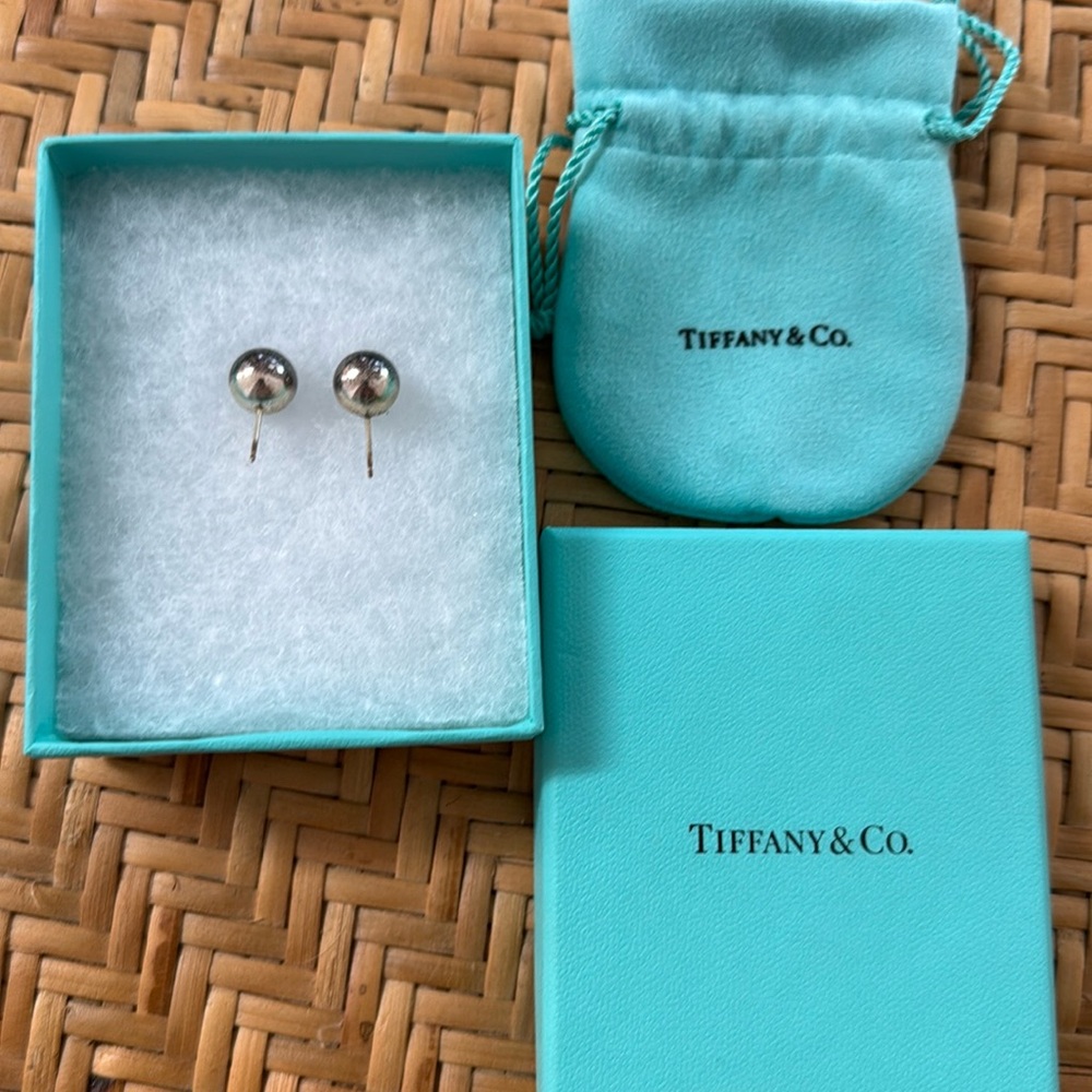 Tiffany & Co sterling silver bead ball stud earrings